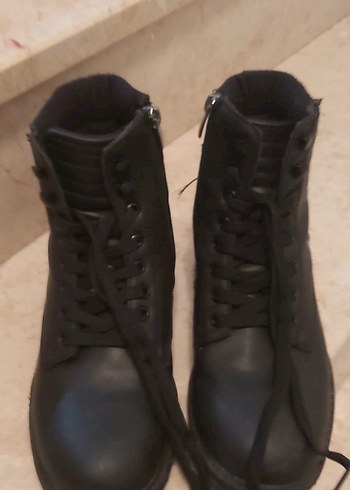 Siyah kadın  Bot - Görsel 2