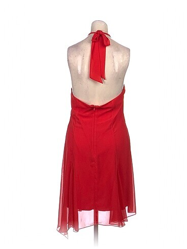42 Beden PreLoved Kısa Elbise %70 İndirimli.
