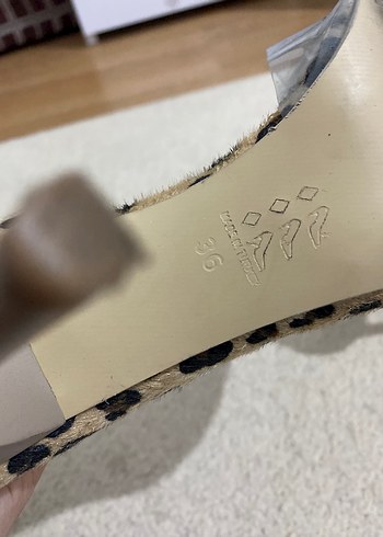 Diğer Kahverengi Leopar Desenli Topuklu Kadın Ayakkabı