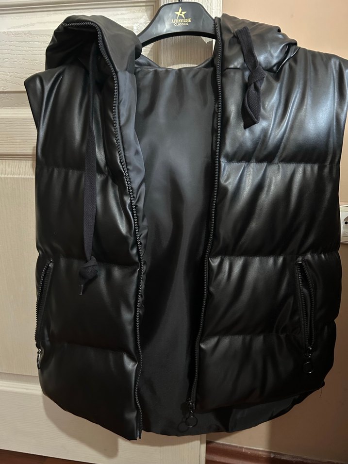 Siyah Deri Fermuarlı Kadın Yelek - Görsel 2