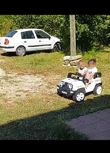  Beden aküllü araba