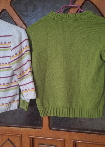 Nakışlı Kelebek Desenli Renkli Kız Kazak - Görsel 4