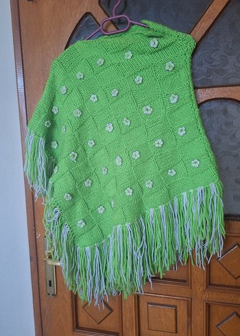 Yeşil Nakışlı Kız Panço - Görsel 2