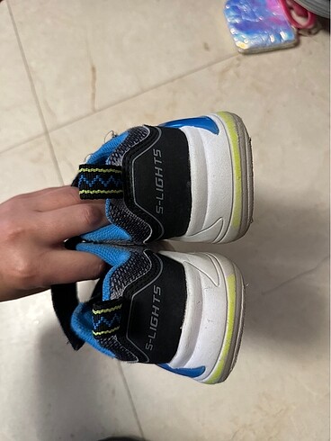 27 Beden Skechers