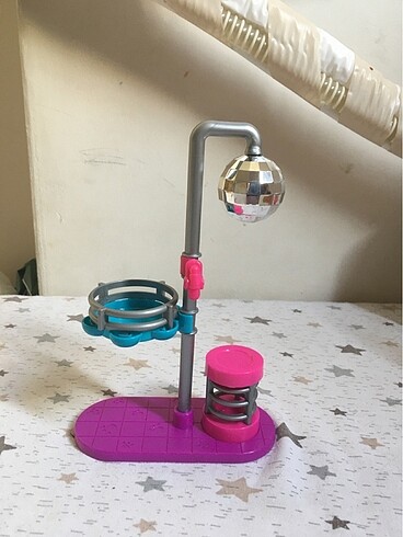 Minişler disko standı
