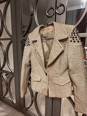 Kısa blazer tüvit ceket