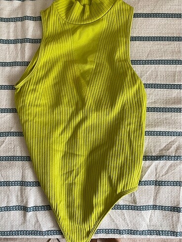 Bershka bersha body