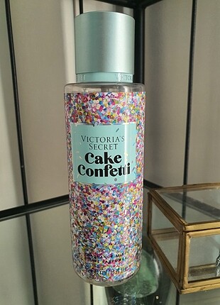 VS Cake Confetti