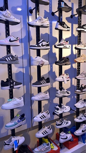 Adidas Adidas, Nike, new balance