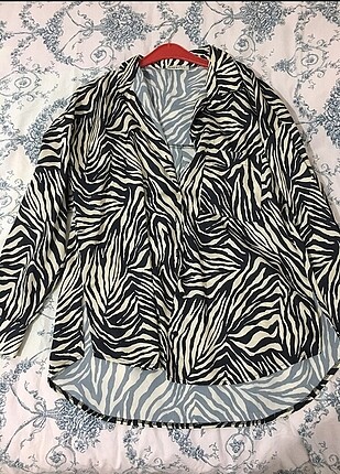 Zebra desenli gömlek