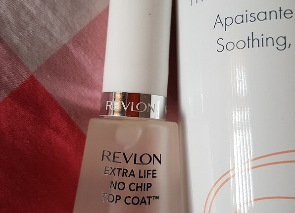 Avene Revlon top coat ve Avene termal su