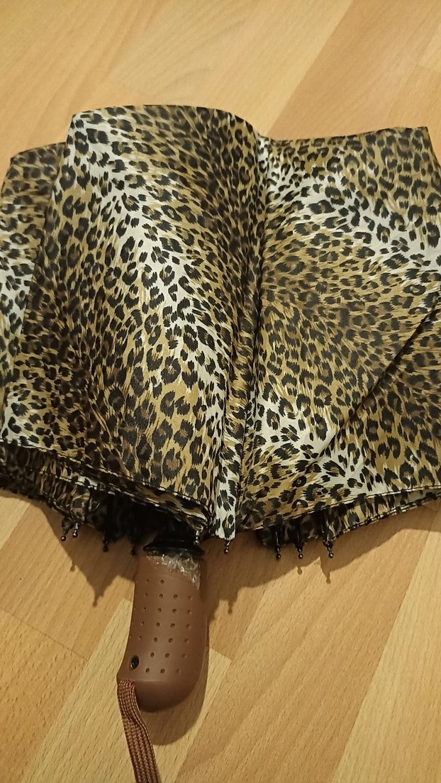 Kadın Kırmızı Pileli Ekose Şemsiye - Görsel 3