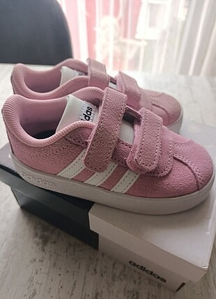 Adidas pembe spor ayakkabi