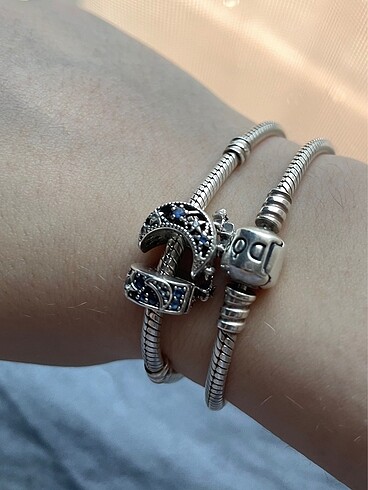 Pandora yıldız ve yeni ay charm