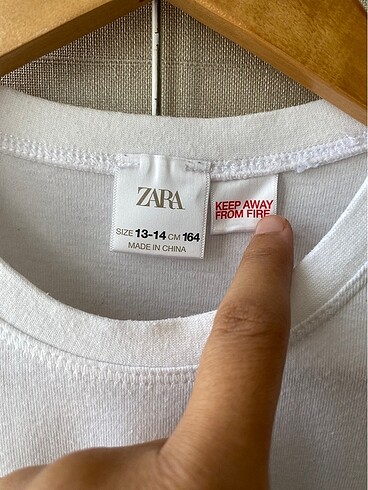 Zara Zara - 13/14 Yaş - Tshirt