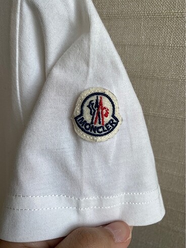 9 Yaş Beden Moncler - 9/10 Yaş - Tshirt