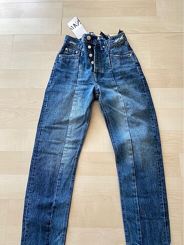 Zara mom jean