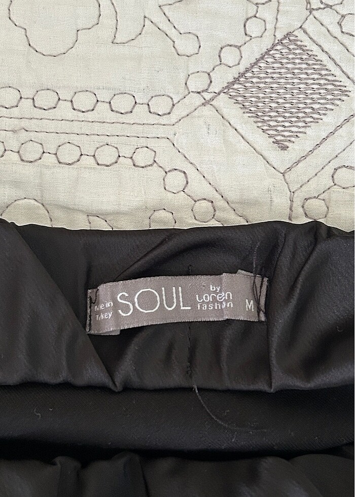 SİYAH SATEN ETEK - Görsel 3