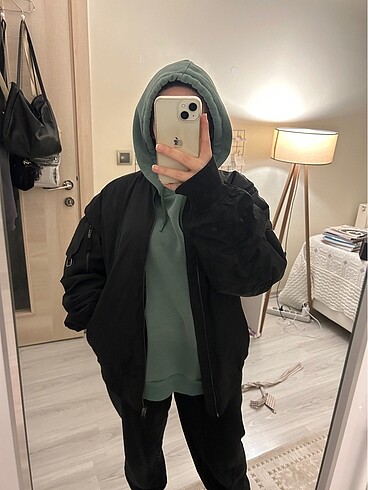 l Beden siyah Renk BERSHKA BOMBER CEKET