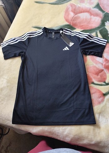 Adidas orijinal antrenman tişörtü - Görsel 2