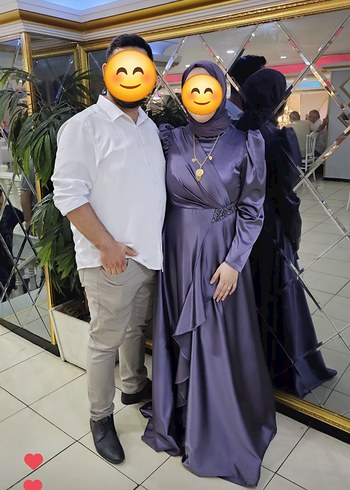 Uzun Mor Drapeli Tesettür Nişan Elbisesi