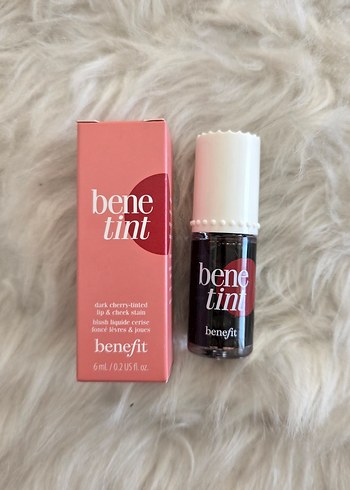 Benefit Tint - Dark Cherry