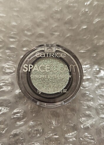 Catrice Space Glam Tekli Far 010 rengi