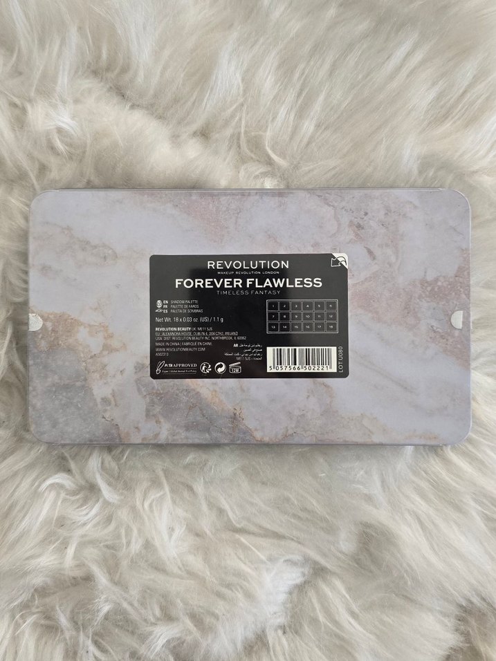 Revolution Forever Flawless Timeless Fantasy Far Paleti - Görsel 2