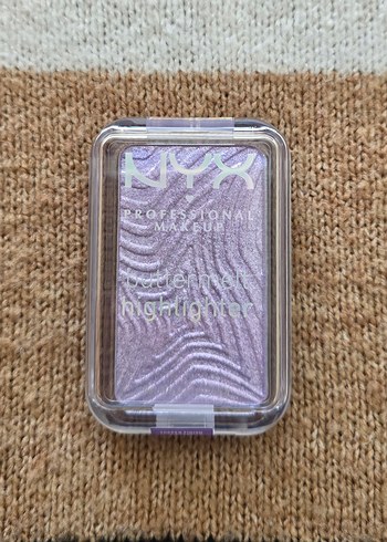 NYX Buttermelt Highlighter - No 1 Butta
