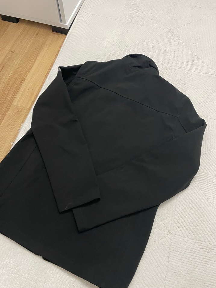 Siyah Fermuarlı Erkek Ceket. The nort face marka - Görsel 2