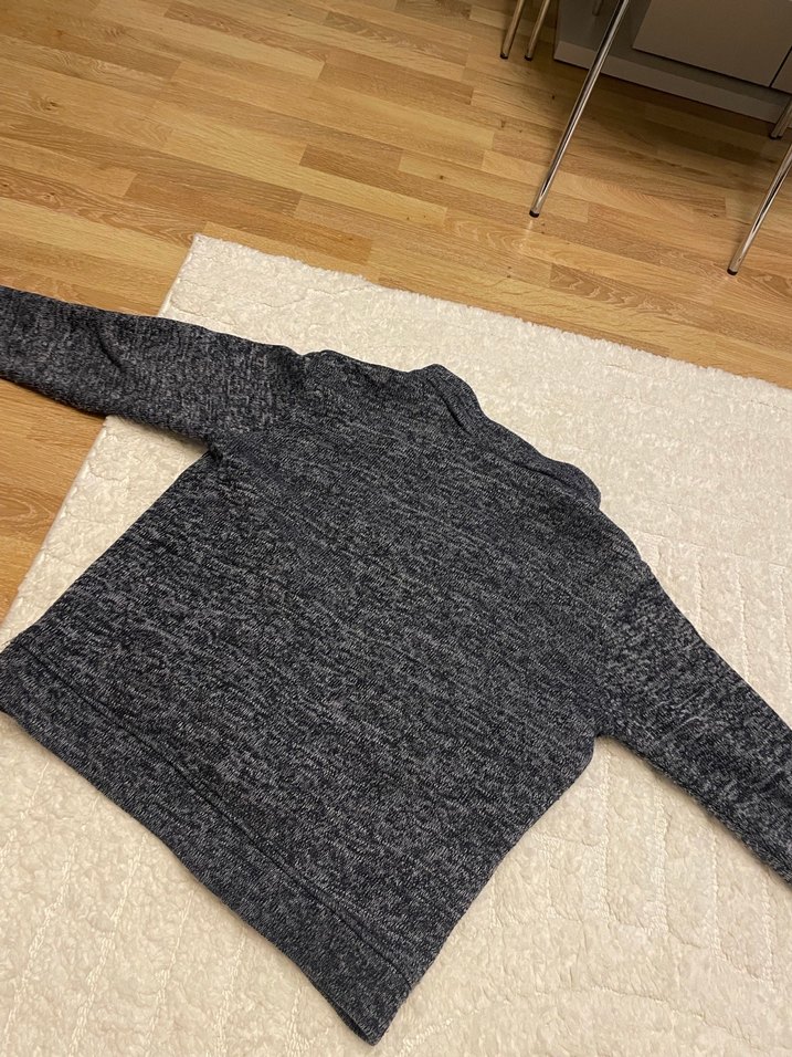 Gri Fermuarlı Erkek Yelek - Görsel 4