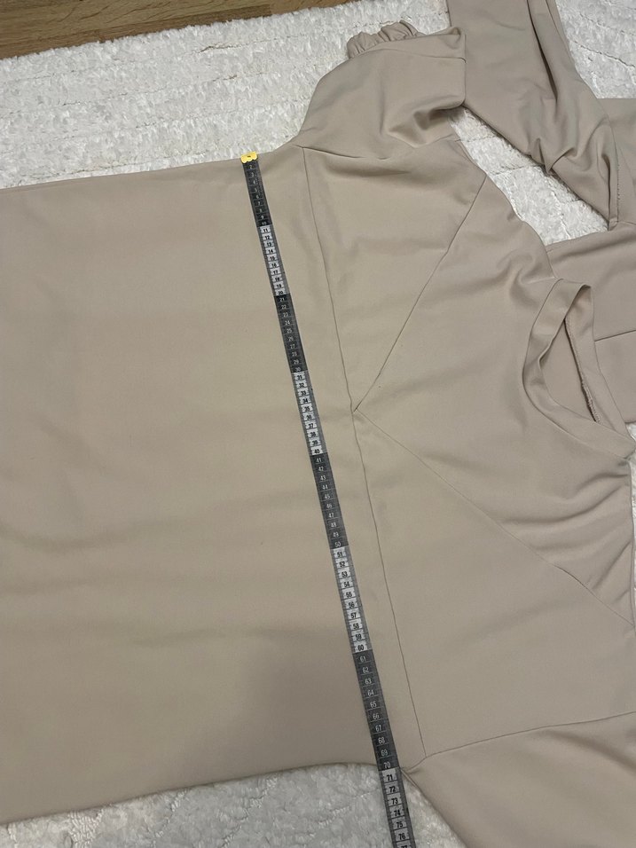 Bej Kısa Kollu Boğazlı Kadın Bluz - Görsel 3