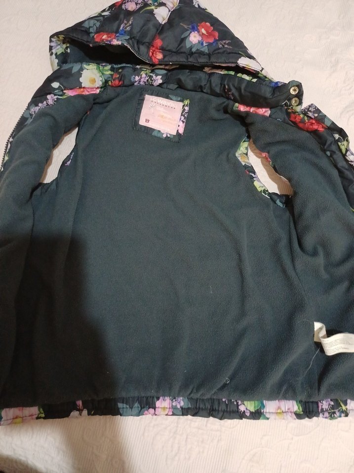 Kız Çocuk Çiçek Desenli Kapüşonlu Yelek - Görsel 5