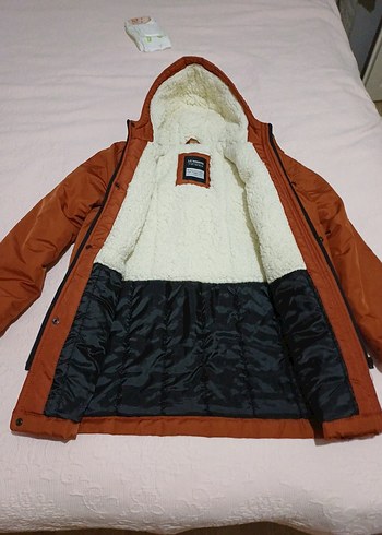 Kapüşonlu Düğmeli Erkek Çocuk Kahverengi Ceket - Görsel 4