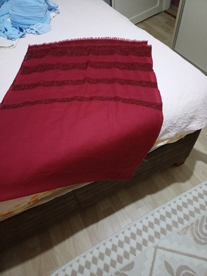 Bordo Parlak Örgü Kadın Şal - Görsel 2