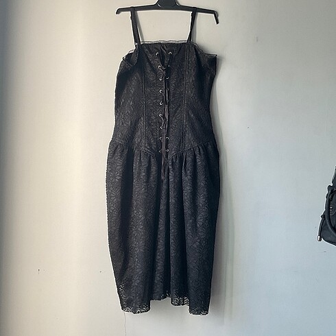 m Beden Gotik elbise