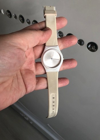 Minimalist Beyaz Kadın Kol Saati