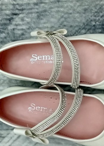 Beyaz Elastik Bantlı Kız Çocuk Babet - Görsel 2