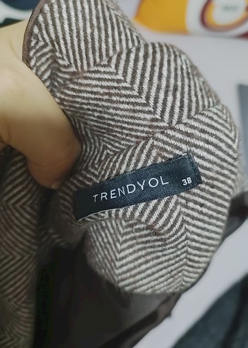 kahverengi detaylı Midi Kadın Kaban - Görsel 2