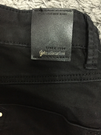 Stradivarius Siyah pantolon