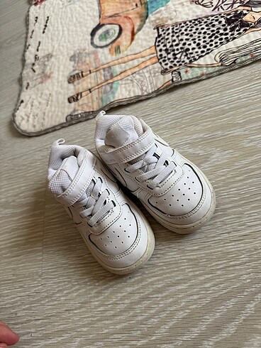 22 Beden Nike çocuk ayakkabısı orj.