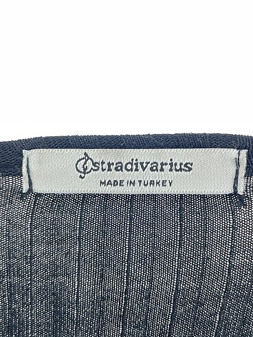 universal Beden siyah Renk Stradivarius Mini Üst %70 İndirimli.
