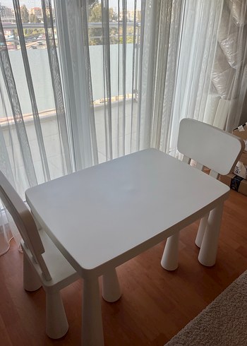 İkea Mamut Beyaz Çocuk Masa Sandalye Seti - Görsel 3