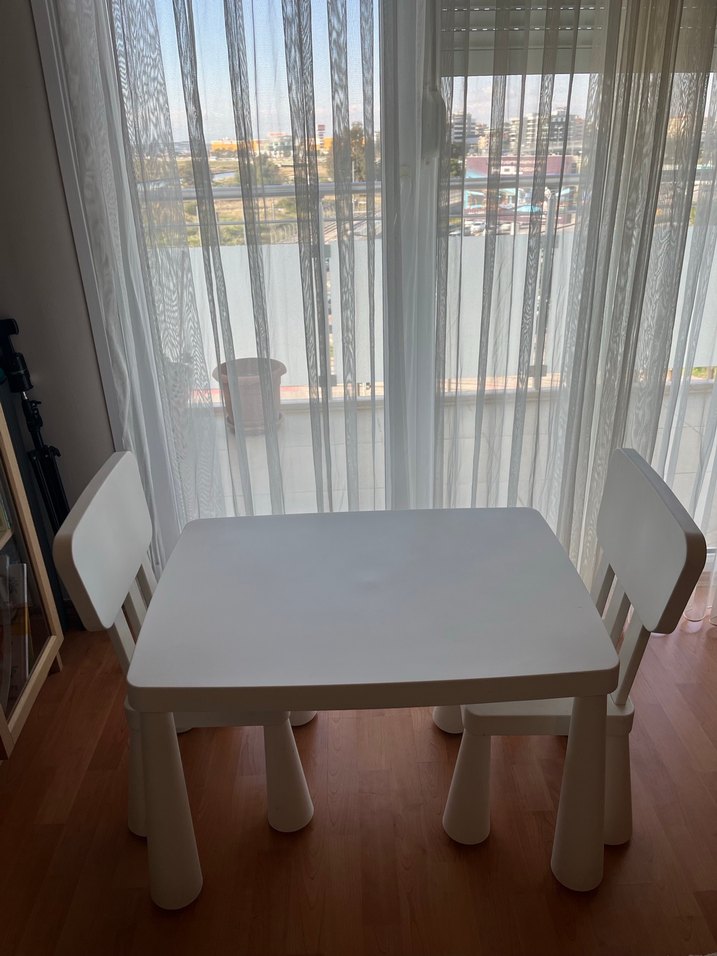 İkea Mamut Beyaz Çocuk Masa Sandalye Seti - Görsel 2