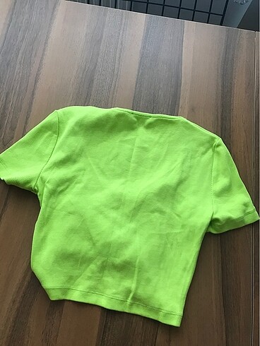 l Beden Fıstık yeşili crop