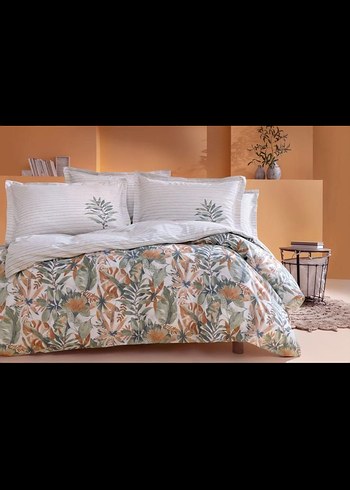 Çiçek Desenli Beyaz Nevresim ve Çarşaf Takımı - Görsel 2