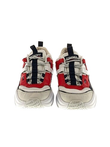 38 Beden Tommy Hilfiger Spor Ayakkabı %70 İndirimli.