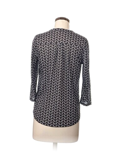 s Beden H&M Bluz %70 İndirimli.