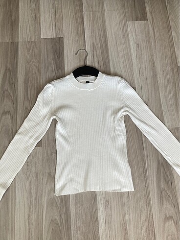 H&M Kazak