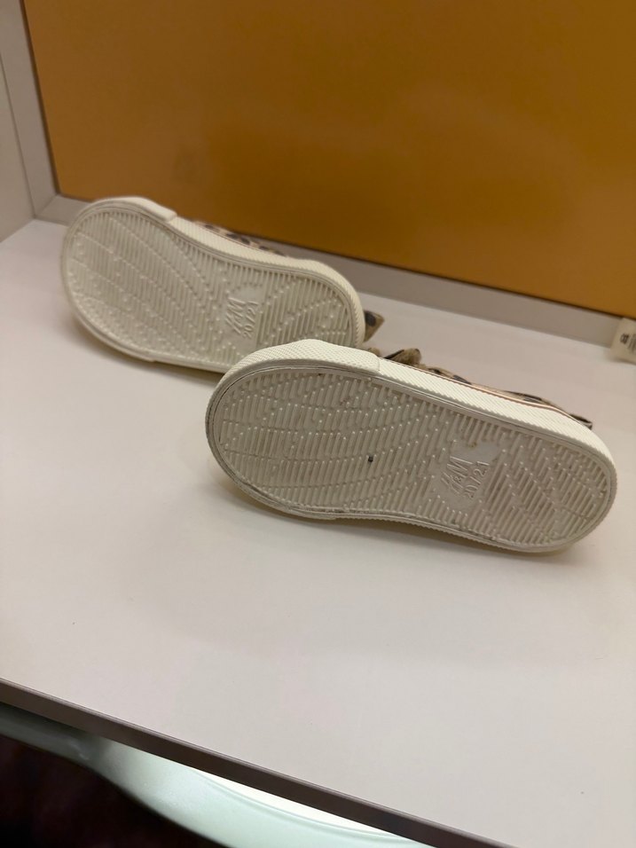 Leopar Desenli Kız Çocuk Spor Ayakkabı - Görsel 4